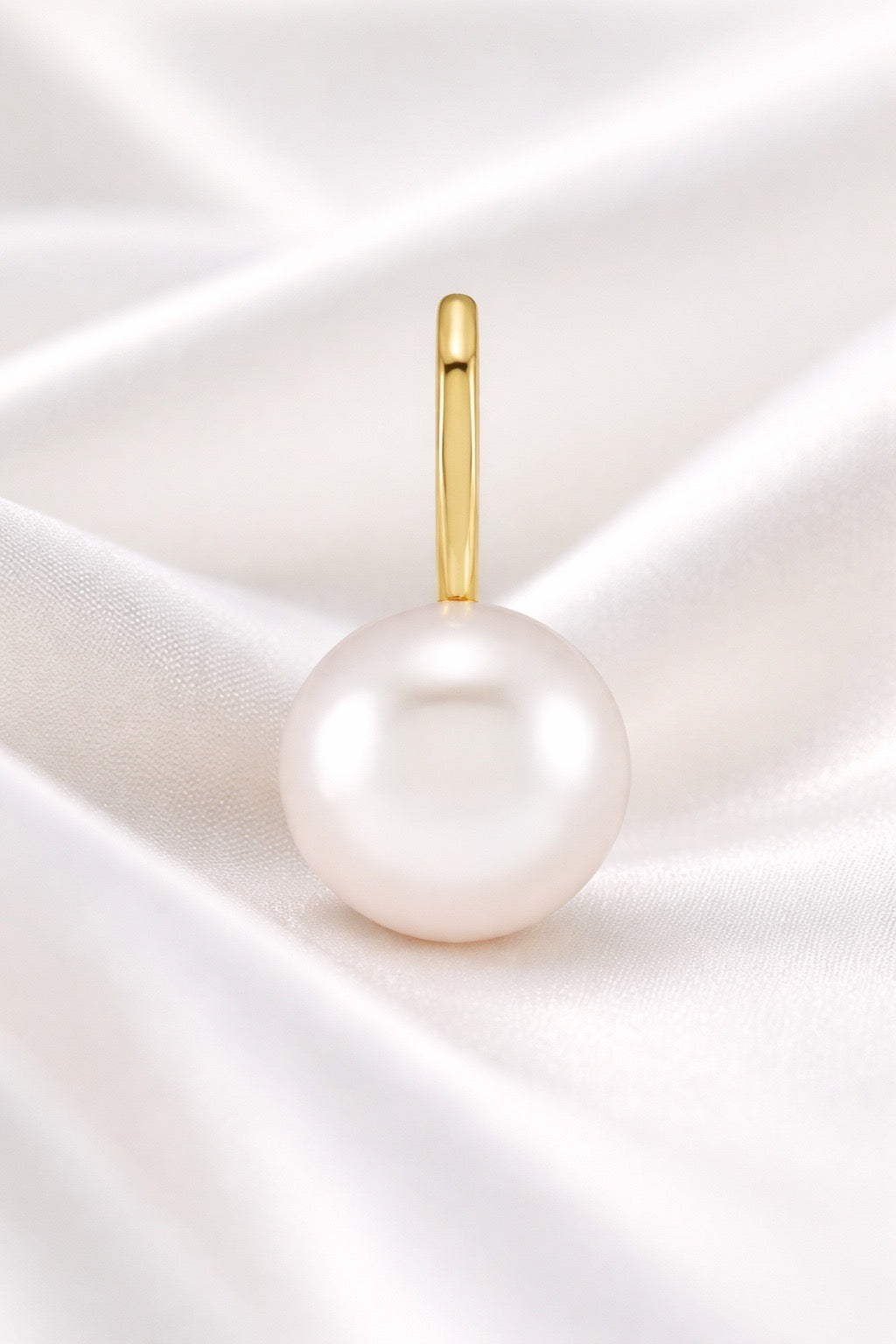 Akoya Pearl Pendant — 14K Yellow Gold
