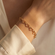 Heart Chain Bracelet — 14K Gold-Filled